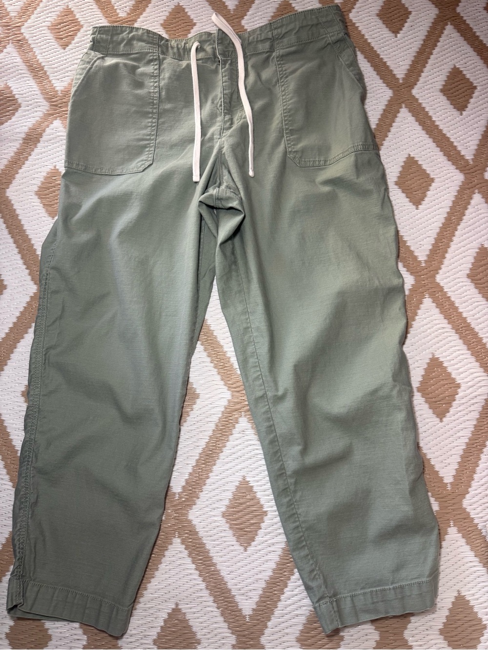 LOFT Olive Drawstring Cargo Pants - Light Green